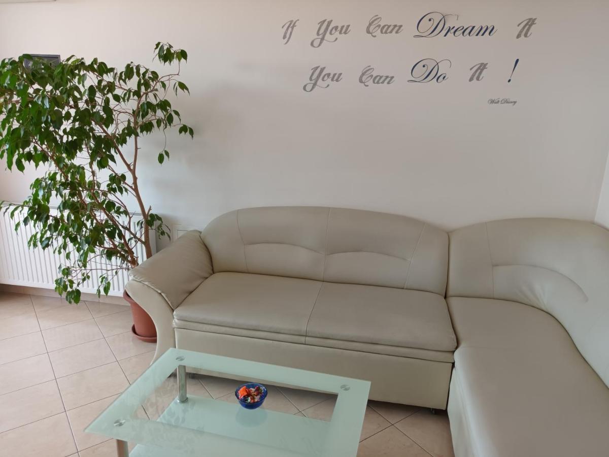 Sea & Honey Apartment คิร์ก ภายนอก รูปภาพ